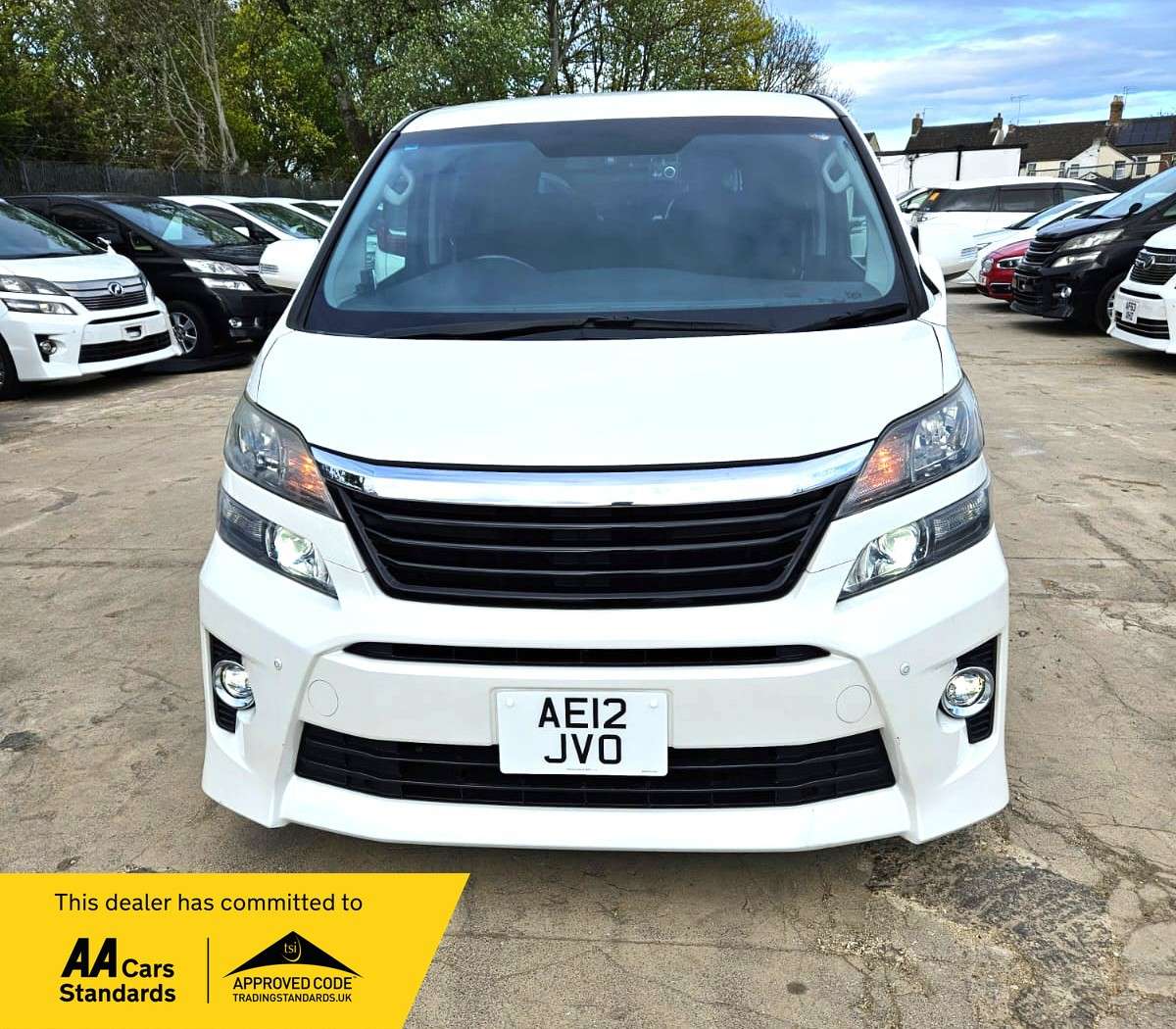 A 2012 TOYOTA VELLFIRE 3.5L-V6-G EDITION-UPGRADED CAR-ULEZ/CAZ PASS-FREE 42MONTHS GOLD WARRANTY & 12MONTHS AA BREAKDOWN COVER A 2012 TOYOTA VELLFIRE 3.5L-V6-G EDITION-UPGRADED CAR-ULEZ/CAZ PASS-FREE 42MONTHS GOLD WARRANTY & 12MONTHS AA BREAKDOWN COVER