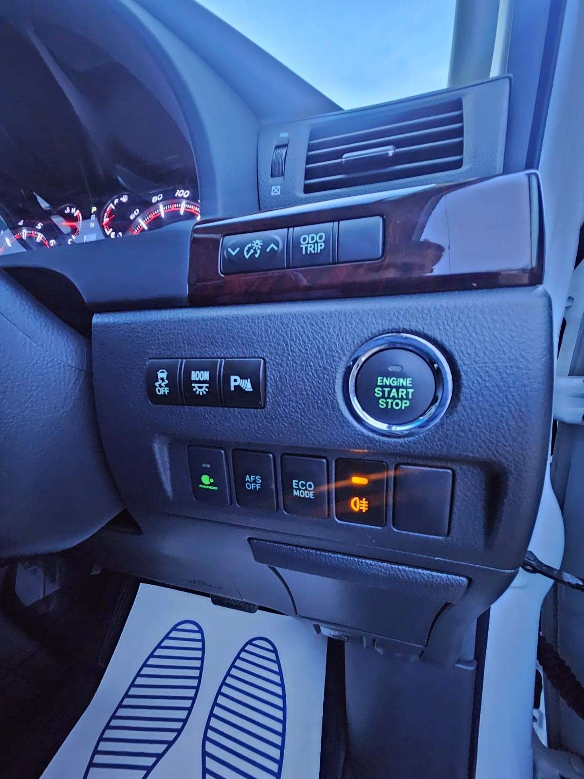 2013 TOYOTA VELLFIRE 2013 TOYOTA VELLFIRE