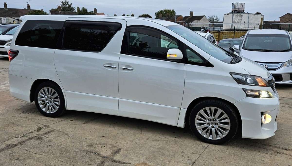 2013 TOYOTA VELLFIRE 2013 TOYOTA VELLFIRE