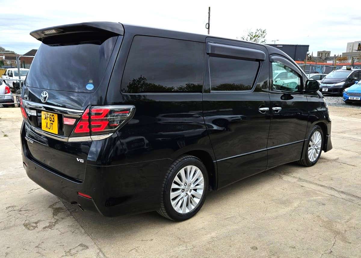 A 2013 TOYOTA VELLFIRE VELLFIRE- 3.5L-V6-G EDITION-CAPTAIN SEATS-UPGRADED CAR-ULEZ/CAZ PASS-FREE 42MONTHS GOLD WARRANTY & 12MONTHS AA BREAKDOWN COVER A 2013 TOYOTA VELLFIRE VELLFIRE- 3.5L-V6-G EDITION-CAPTAIN SEATS-UPGRADED CAR-ULEZ/CAZ PASS-FREE 42MONTHS GOLD WARRANTY & 12MONTHS AA BREAKDOWN COVER
