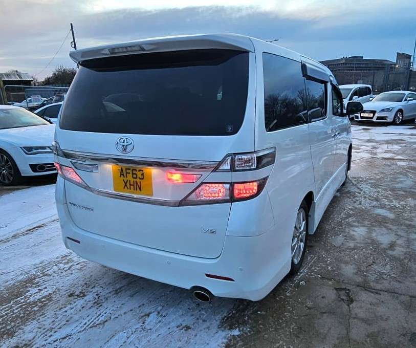 A 2013 TOYOTA VELLFIRE 3.5L-V6-8 SEATER-UPGRADED CAR-ULEZ/CAZ PASS-FREE 36MONTHS GOLD WARRANTY & 12MONTHS AA BREAKDOWN COVER A 2013 TOYOTA VELLFIRE 3.5L-V6-8 SEATER-UPGRADED CAR-ULEZ/CAZ PASS-FREE 36MONTHS GOLD WARRANTY & 12MONTHS AA BREAKDOWN COVER
