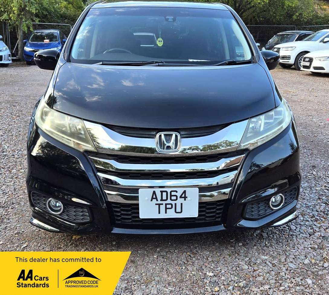 A 2014 HONDA ODYSSEY ABSOLUTE EDITION-2.4L PETROL-AUTOMATIC-7 SEATS FAMILY CAR-ULEZ/CAZ PASS-FREE 24MONTHS WARRANTY & 12MONTHS AA BREAKDOWN A 2014 HONDA ODYSSEY ABSOLUTE EDITION-2.4L PETROL-AUTOMATIC-7 SEATS FAMILY CAR-ULEZ/CAZ PASS-FREE 24MONTHS WARRANTY & 12MONTHS AA BREAKDOWN