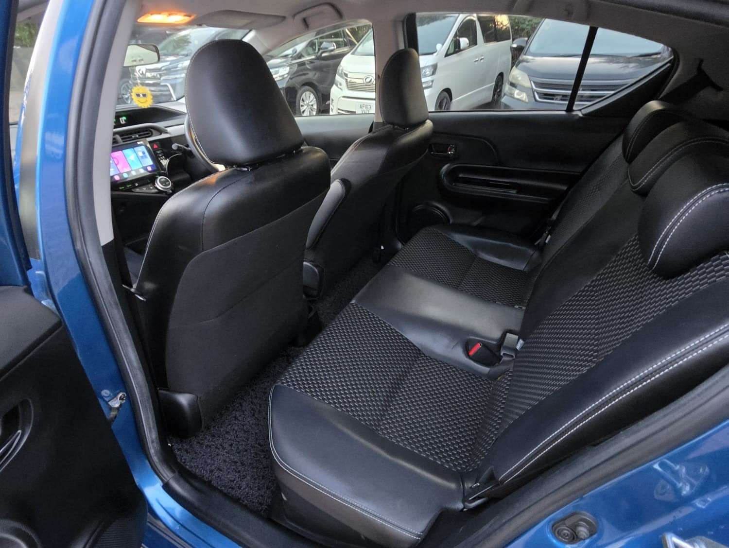 2015 TOYOTA AQUA 2015 TOYOTA AQUA