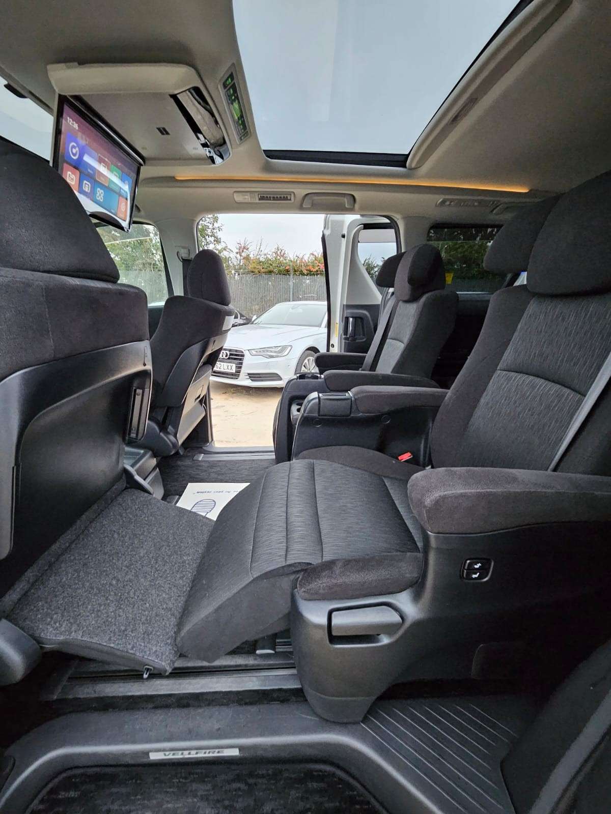 2013 TOYOTA VELLFIRE 2013 TOYOTA VELLFIRE