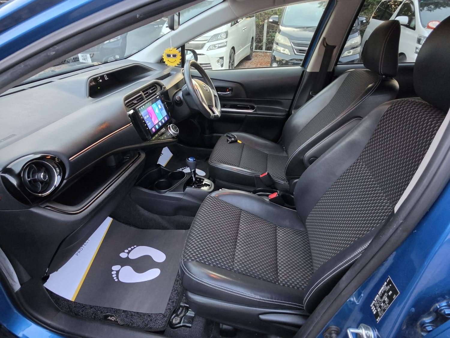2015 TOYOTA AQUA 2015 TOYOTA AQUA