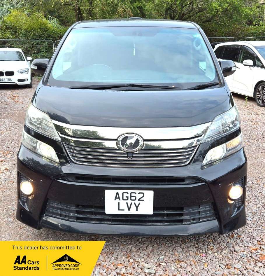 A 2012 TOYOTA VELLFIRE 2.4L - DUAL SUNROOF - G EDITION-CAPTAIN SEATS-UPGRADED CAR-ULEZ/CAZ PASS-FREE 48MONTHS GOLD WARRANTY & 12MONTHS AA BREAKDOWN COVER A 2012 TOYOTA VELLFIRE 2.4L - DUAL SUNROOF - G EDITION-CAPTAIN SEATS-UPGRADED CAR-ULEZ/CAZ PASS-FREE 48MONTHS GOLD WARRANTY & 12MONTHS AA BREAKDOWN COVER