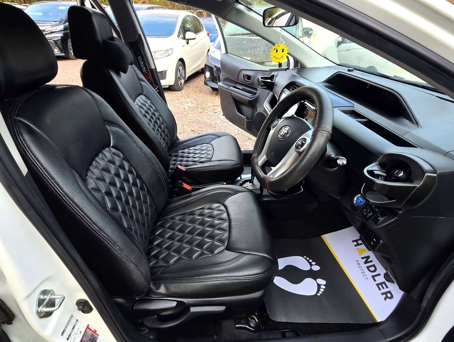 2016 TOYOTA AQUA 2016 TOYOTA AQUA