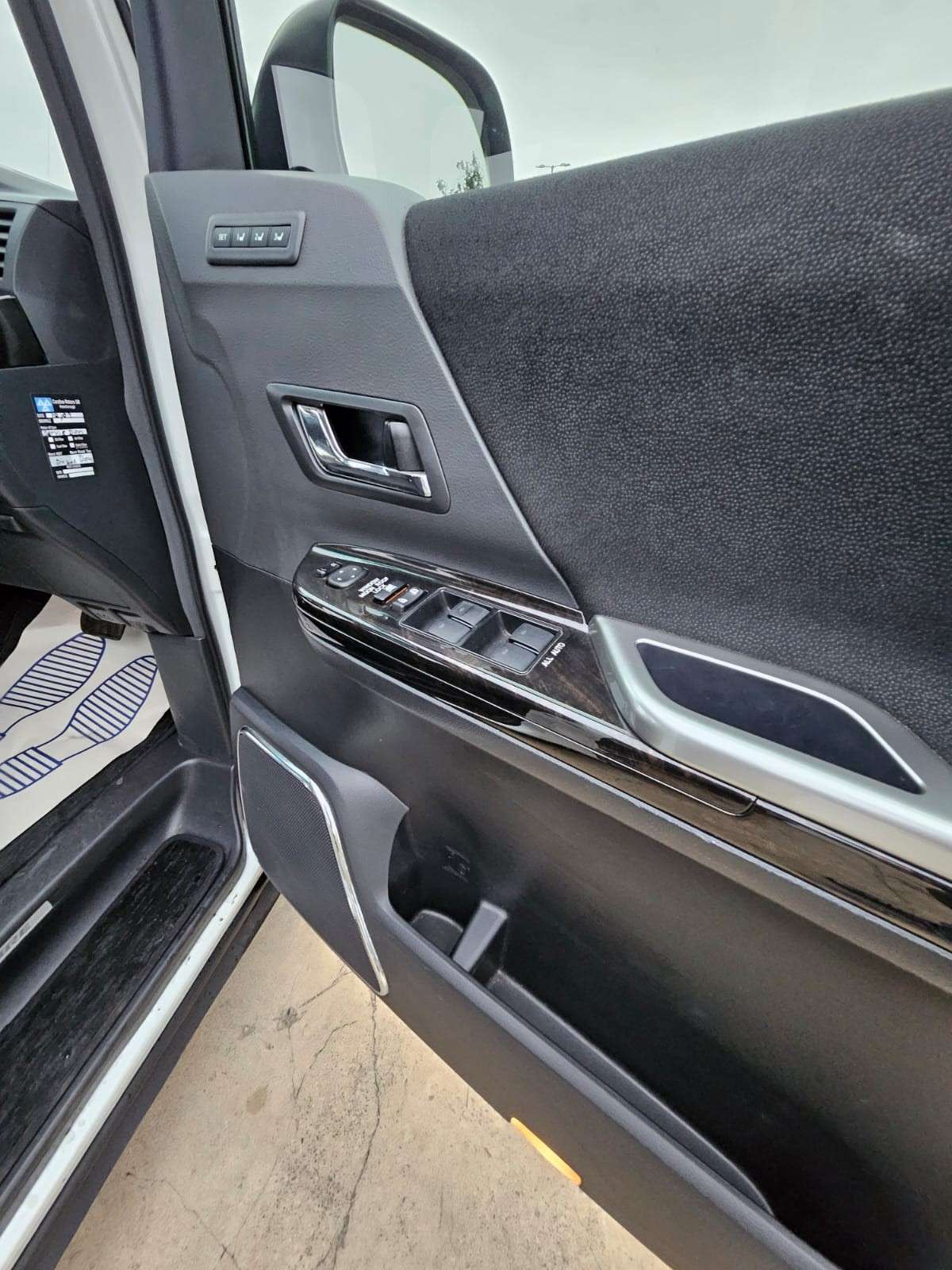 2013 TOYOTA VELLFIRE 2013 TOYOTA VELLFIRE