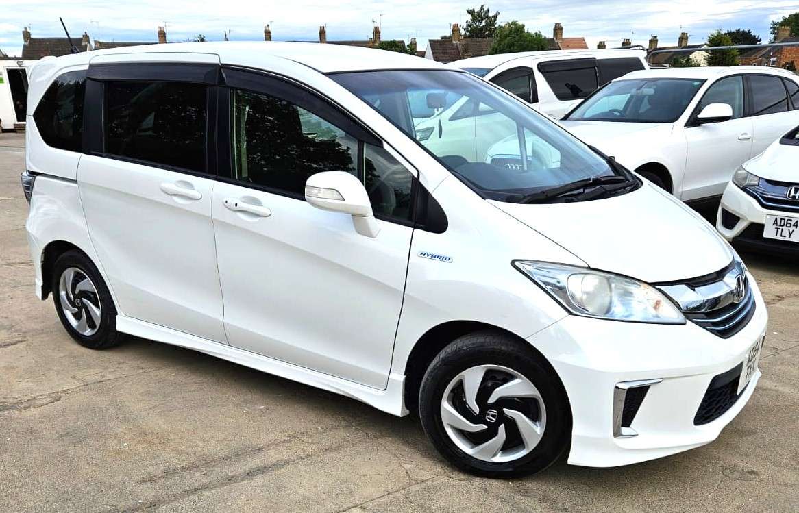 A 2014 HONDA FREED 1.5L HYBRID-AUTOMATIC-6 SEATS FAMILY CAR-ULEZ/CAZ PASS-FREE 18MONTHS WARRANTY & 12MONTHS AA BREAKDOWN A 2014 HONDA FREED 1.5L HYBRID-AUTOMATIC-6 SEATS FAMILY CAR-ULEZ/CAZ PASS-FREE 18MONTHS WARRANTY & 12MONTHS AA BREAKDOWN