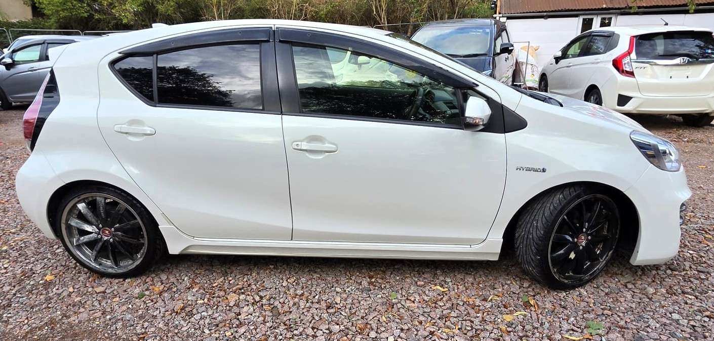A 2016 TOYOTA AQUA 1.5L HYBRID - SPORTS EDITION - ULEZ/CAZ PASS- FREE 24MONTHS GOLD WARRANTY & 12MONTHS AA BREAKDOWN COVER A 2016 TOYOTA AQUA 1.5L HYBRID - SPORTS EDITION - ULEZ/CAZ PASS- FREE 24MONTHS GOLD WARRANTY & 12MONTHS AA BREAKDOWN COVER