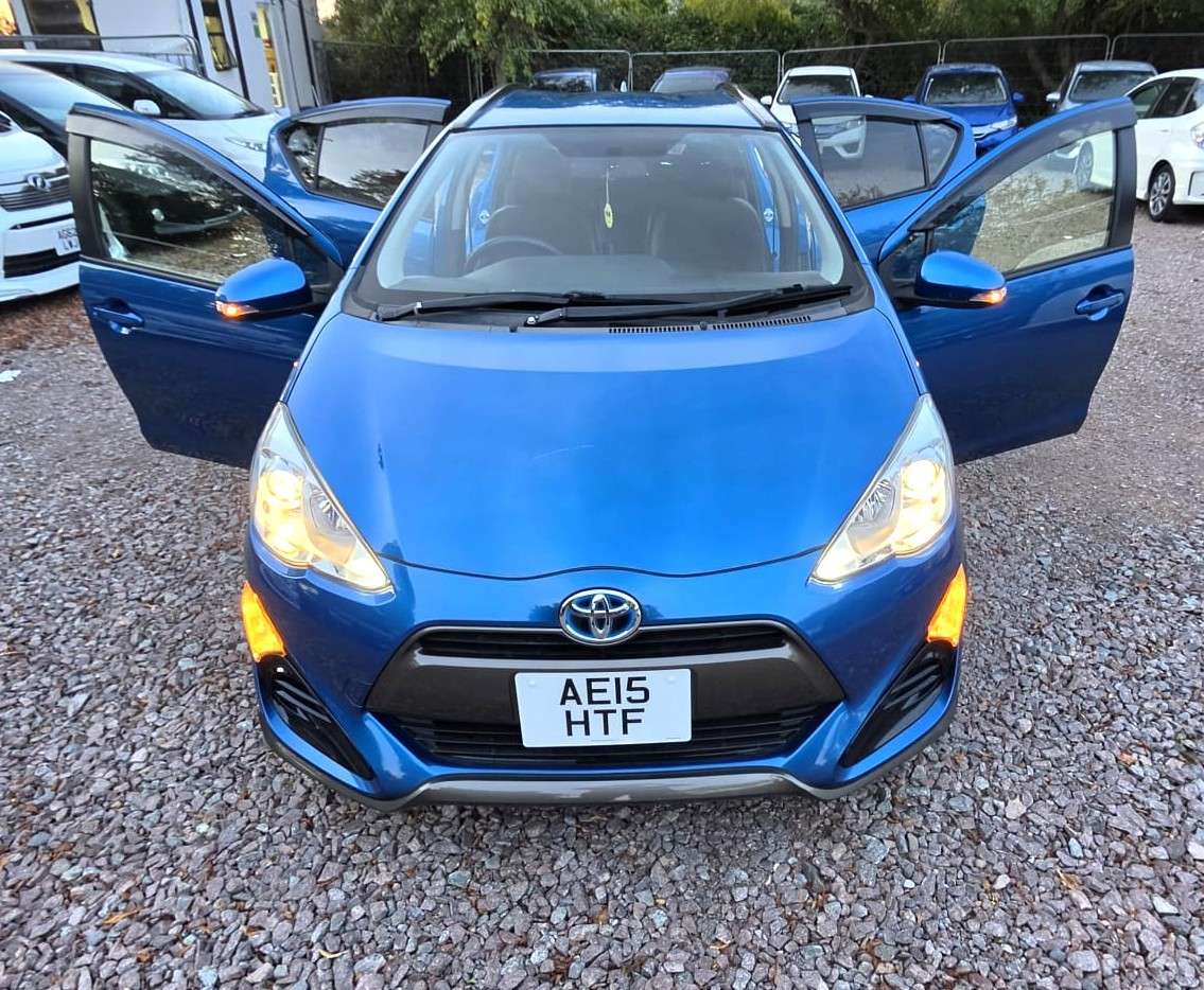 2015 TOYOTA AQUA 2015 TOYOTA AQUA