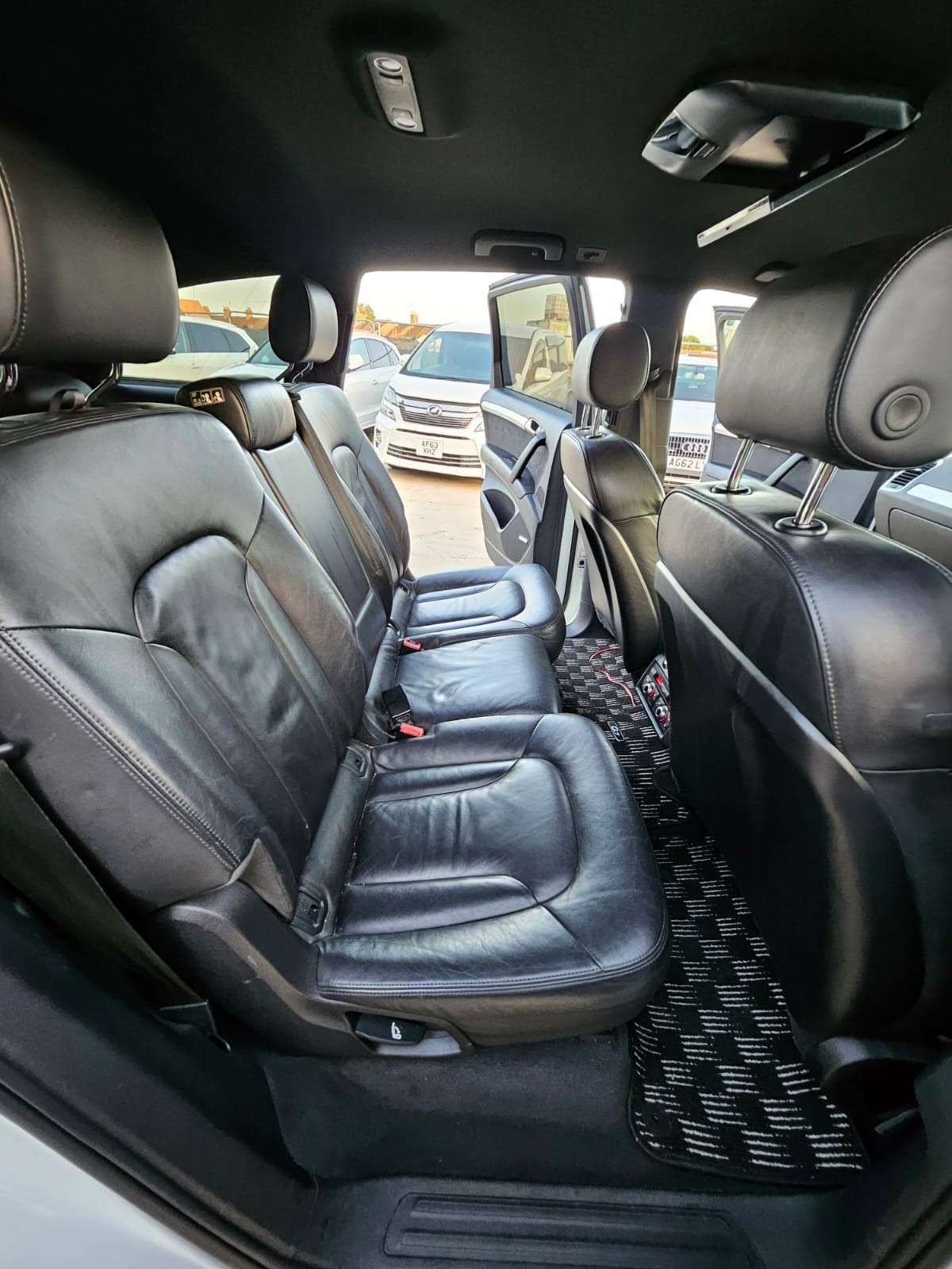 2012 AUDI Q7 2012 AUDI Q7