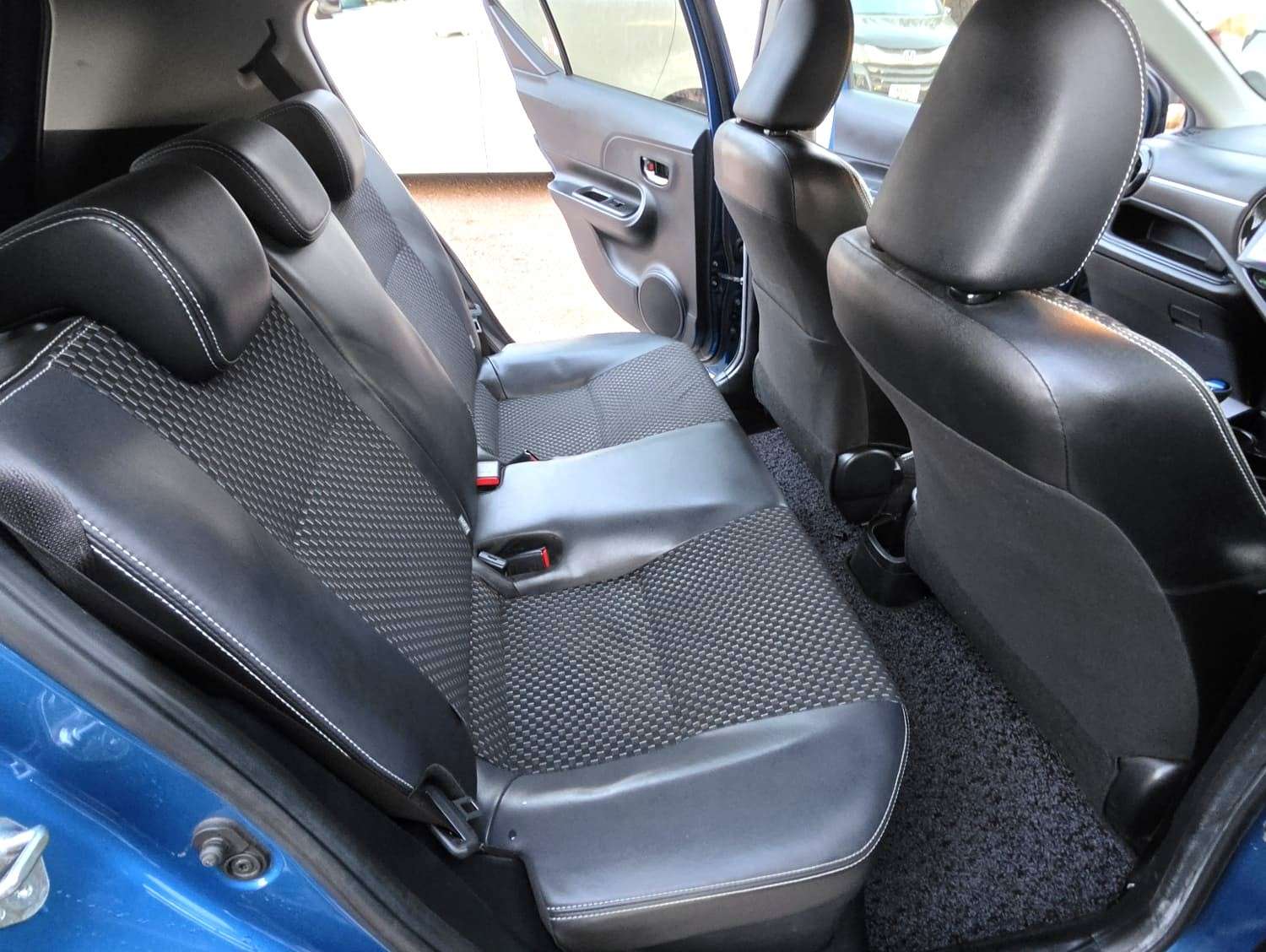 2015 TOYOTA AQUA 2015 TOYOTA AQUA