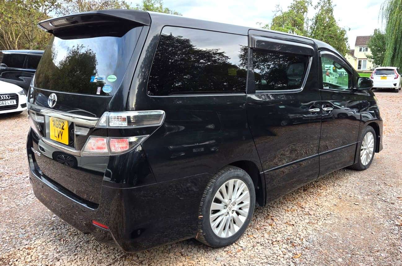 A 2012 TOYOTA VELLFIRE 2.4L - DUAL SUNROOF - G EDITION-CAPTAIN SEATS-UPGRADED CAR-ULEZ/CAZ PASS-FREE 48MONTHS GOLD WARRANTY & 12MONTHS AA BREAKDOWN COVER A 2012 TOYOTA VELLFIRE 2.4L - DUAL SUNROOF - G EDITION-CAPTAIN SEATS-UPGRADED CAR-ULEZ/CAZ PASS-FREE 48MONTHS GOLD WARRANTY & 12MONTHS AA BREAKDOWN COVER