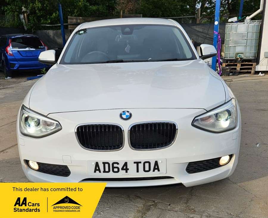 A 2015 BMW 1 SERIES 116i -1.6L PETROL-AUTOMATIC-ULEZ/CAZ PASS-FREE 18MONTHS GOLD WARRANTY & 12 MONTHS AA BREAKDOWN COVER A 2015 BMW 1 SERIES 116i -1.6L PETROL-AUTOMATIC-ULEZ/CAZ PASS-FREE 18MONTHS GOLD WARRANTY & 12 MONTHS AA BREAKDOWN COVER