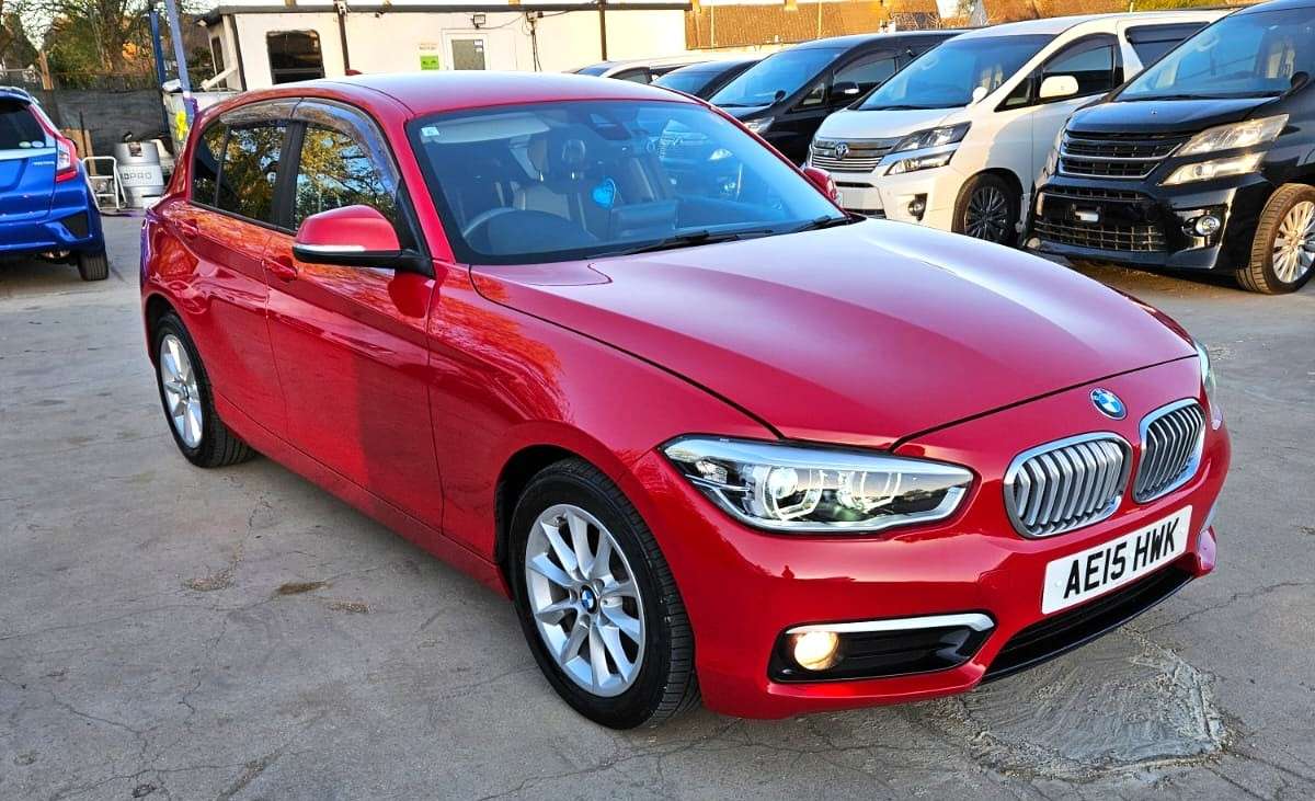 A 2015 BMW 1 SERIES 118i -PETROL-AUTOMATIC-ULEZ/CAZ PASS-FREE 18 MONTHS GOLD WARRANTY & FREE 12MONTHS AA BREAKDOWN COVER A 2015 BMW 1 SERIES 118i -PETROL-AUTOMATIC-ULEZ/CAZ PASS-FREE 18 MONTHS GOLD WARRANTY & FREE 12MONTHS AA BREAKDOWN COVER