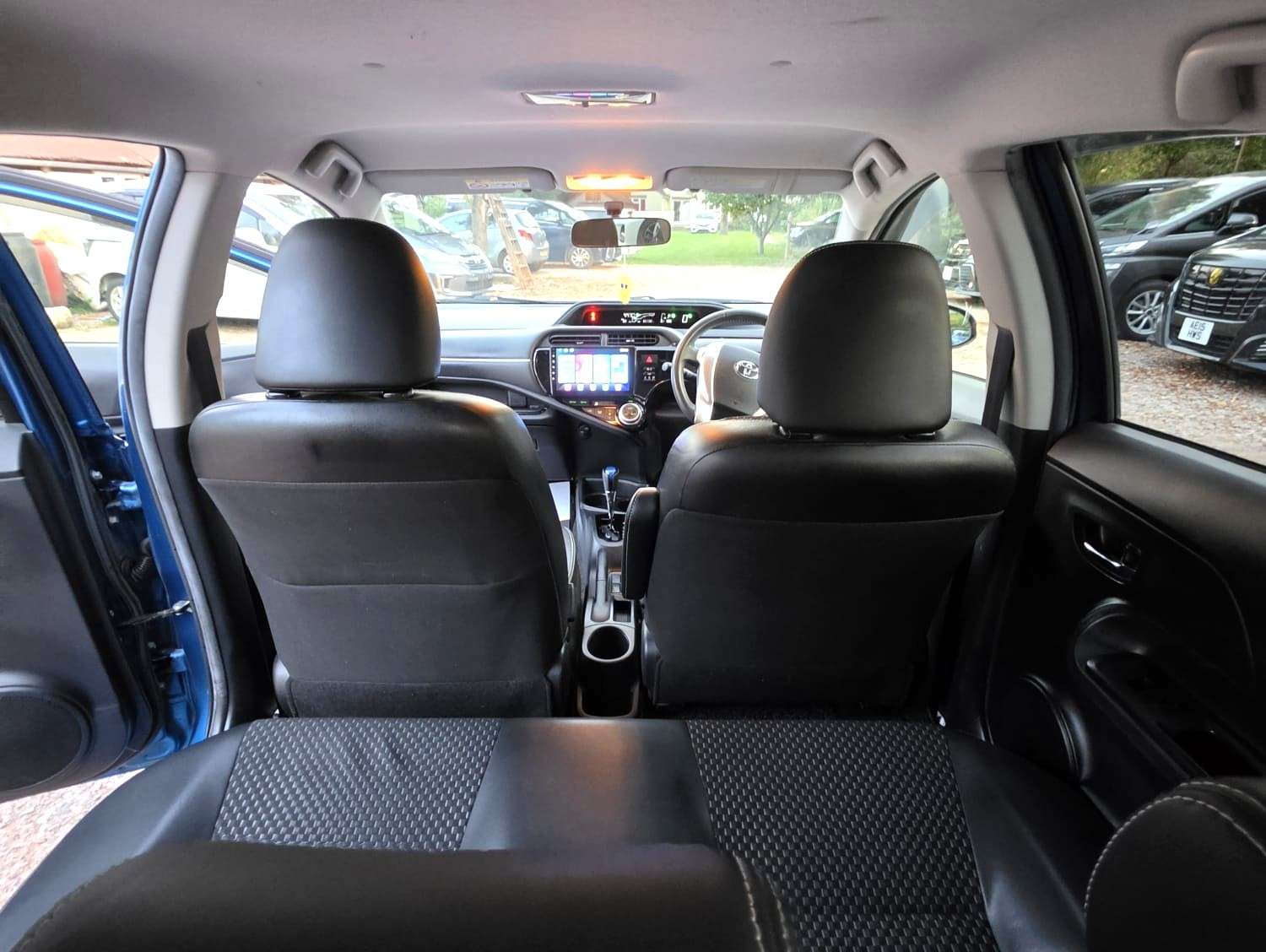 2015 TOYOTA AQUA 2015 TOYOTA AQUA