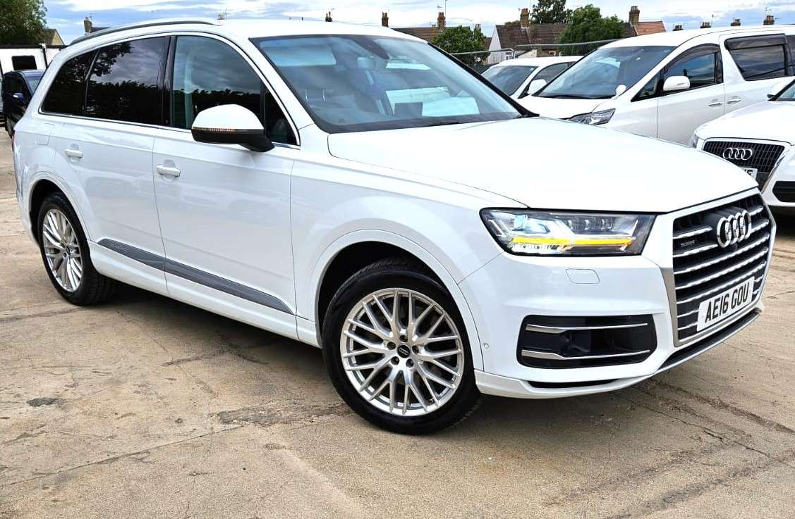 A 2016 AUDI Q7 2.0L TFSI-7 SEATER-CARPLAY FITTED-ULEZ/CAZ PASS-FREE 18MONTHS GOLD WARRANTY & 12MONTHS AA BREAKDOWN COVER A 2016 AUDI Q7 2.0L TFSI-7 SEATER-CARPLAY FITTED-ULEZ/CAZ PASS-FREE 18MONTHS GOLD WARRANTY & 12MONTHS AA BREAKDOWN COVER