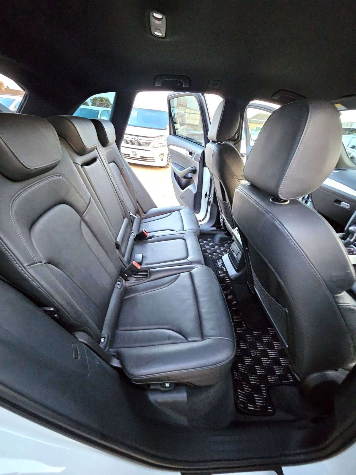 2013 AUDI Q5 2013 AUDI Q5