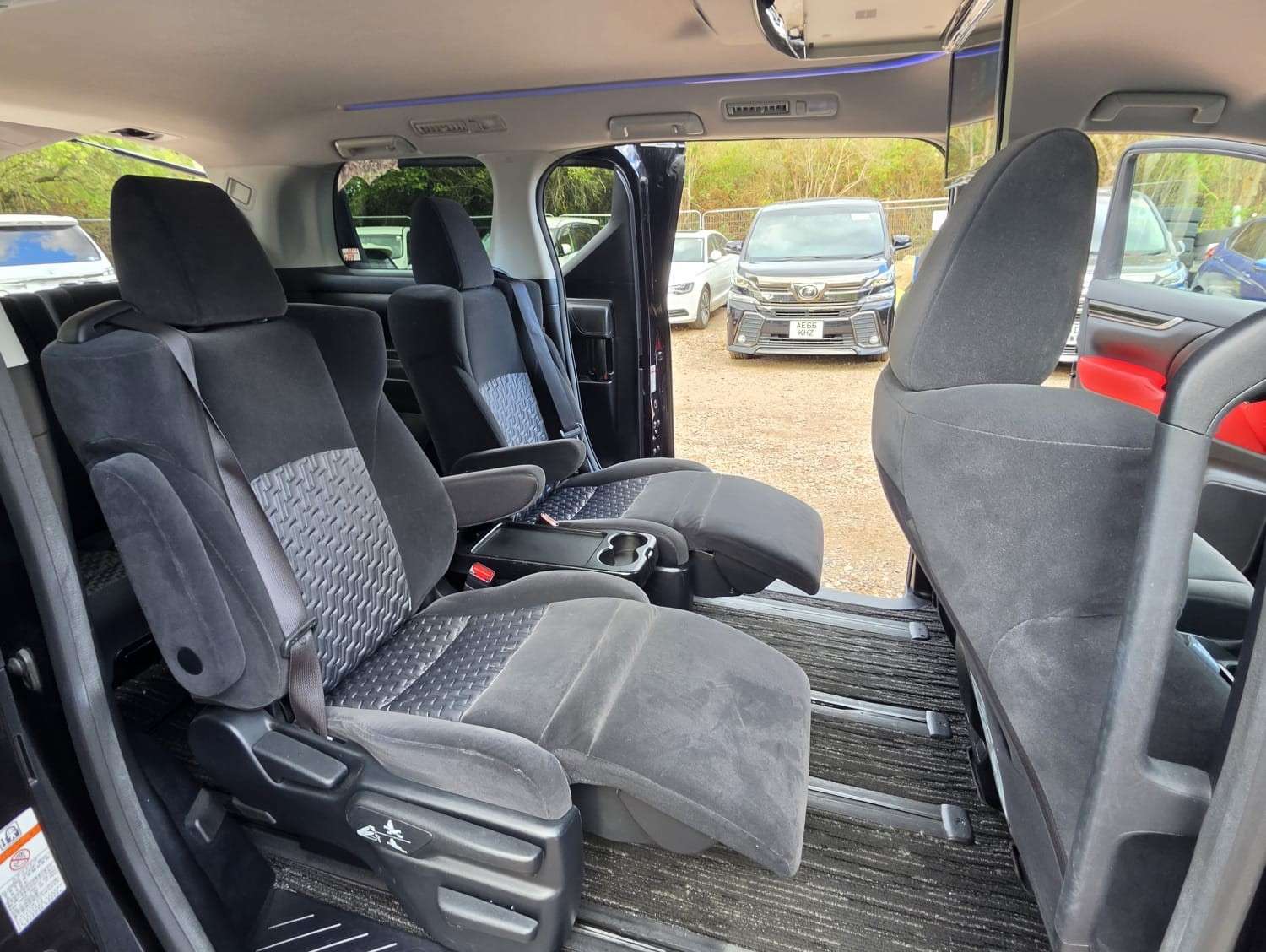 2015 TOYOTA ALPHARD 2015 TOYOTA ALPHARD