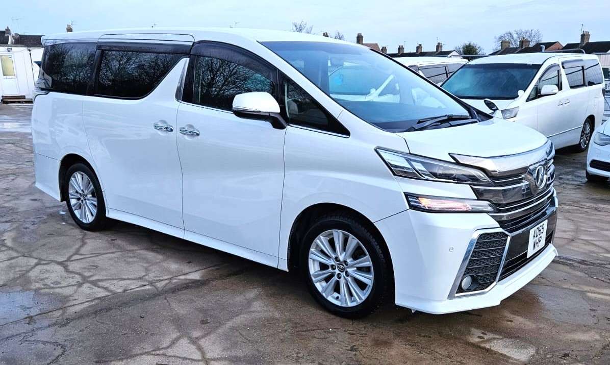 A 2015 TOYOTA VELLFIRE 2.5L PETROL-30 SERIES-ULEZ/CAZ PASS-FREE 36MONTHS GOLD WARRANTY & 12MONTHS AA BREAKDOWN COVER. A 2015 TOYOTA VELLFIRE 2.5L PETROL-30 SERIES-ULEZ/CAZ PASS-FREE 36MONTHS GOLD WARRANTY & 12MONTHS AA BREAKDOWN COVER.