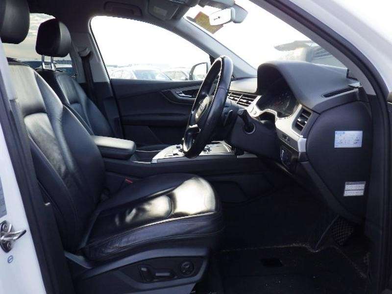 2016 AUDI Q7 2016 AUDI Q7