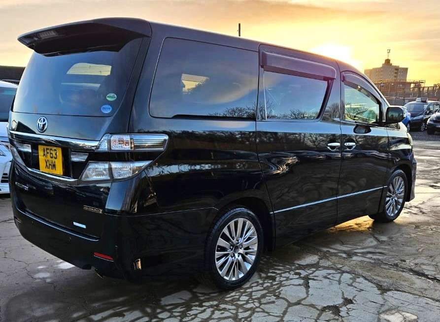 A 2013 TOYOTA VELLFIRE GOLDEN EYES 2 - 2.4L PETROL- UPGRADED CAR -ULEZ/CAZ PASS-FREE 36MONTHS GOLD WARRANTY & 12 AA BREAKDOWN COVER A 2013 TOYOTA VELLFIRE GOLDEN EYES 2 - 2.4L PETROL- UPGRADED CAR -ULEZ/CAZ PASS-FREE 36MONTHS GOLD WARRANTY & 12 AA BREAKDOWN COVER