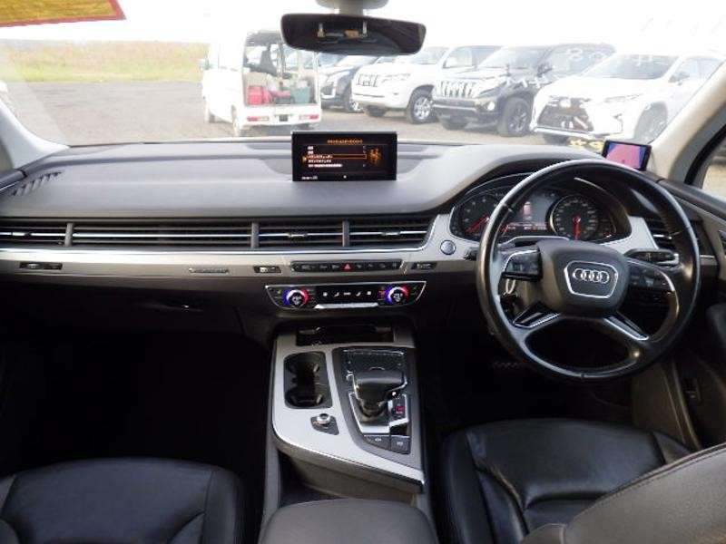 2016 AUDI Q7 2016 AUDI Q7