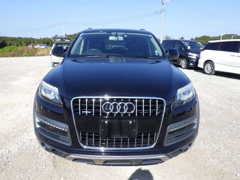 A 2013 AUDI Q7 3.0L PETROL-7 SEATER-ULEZ/CAZ PASS-FREE 12MONTHS GOLD WARRANTY & 12MONTHS AA BREAKDOWN COVER A 2013 AUDI Q7 3.0L PETROL-7 SEATER-ULEZ/CAZ PASS-FREE 12MONTHS GOLD WARRANTY & 12MONTHS AA BREAKDOWN COVER