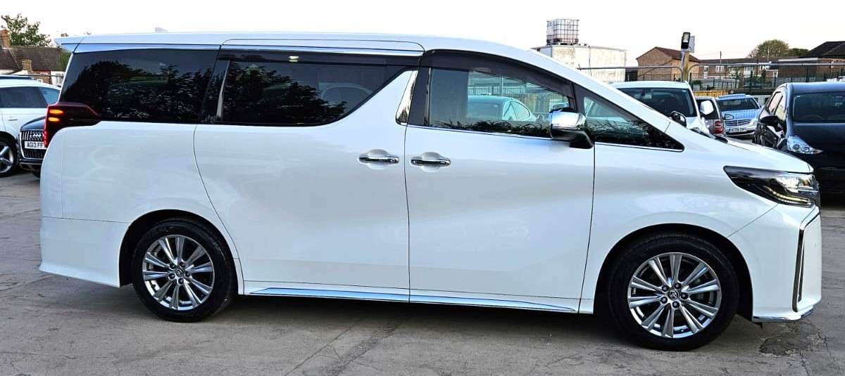 A 2020 TOYOTA ALPHARD 2.5L PETROL-S TYPE GOLD EDITION-ULEZ/CAZ PASS-FREE 42MONTHS GOLD WARRANTY & 12MONTHS AA BREAKDOWN COVER. A 2020 TOYOTA ALPHARD 2.5L PETROL-S TYPE GOLD EDITION-ULEZ/CAZ PASS-FREE 42MONTHS GOLD WARRANTY & 12MONTHS AA BREAKDOWN COVER.