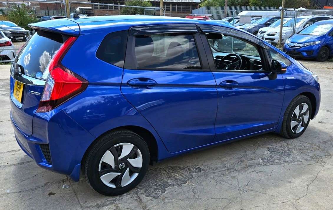 A 2015 HONDA FIT 1.5L HYBRID- ULEZ/CAZ PASS-ENGLISH SPEEDOMETER- FREE 18MONTHS GOLD WARRANTY & 12MONTHS AA BREAKDOWN COVER A 2015 HONDA FIT 1.5L HYBRID- ULEZ/CAZ PASS-ENGLISH SPEEDOMETER- FREE 18MONTHS GOLD WARRANTY & 12MONTHS AA BREAKDOWN COVER