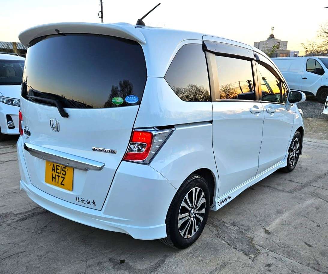 A 2015 HONDA FREED 1.5L HYBRID-AUTOMATIC-7 SEATS FAMILY CAR-ULEZ/CAZ PASS-FREE 18MONTHS WARRANTY & 12MONTHS AA BREAKDOWN A 2015 HONDA FREED 1.5L HYBRID-AUTOMATIC-7 SEATS FAMILY CAR-ULEZ/CAZ PASS-FREE 18MONTHS WARRANTY & 12MONTHS AA BREAKDOWN