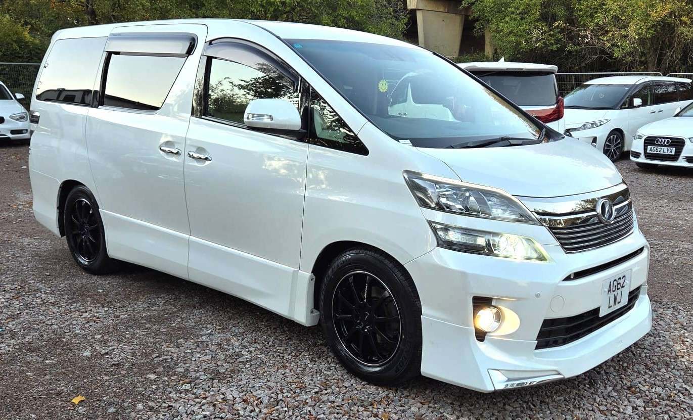 A 2012 TOYOTA VELLFIRE 2.4L PETROL - G EDITION- CAPTAIN SEATS-UPGRADED CAR-ULEZ/CAZ PASS-FREE 48MONTHS GOLD WARRANTY & 12MONTHS AA BREAKDOWN COVER A 2012 TOYOTA VELLFIRE 2.4L PETROL - G EDITION- CAPTAIN SEATS-UPGRADED CAR-ULEZ/CAZ PASS-FREE 48MONTHS GOLD WARRANTY & 12MONTHS AA BREAKDOWN COVER
