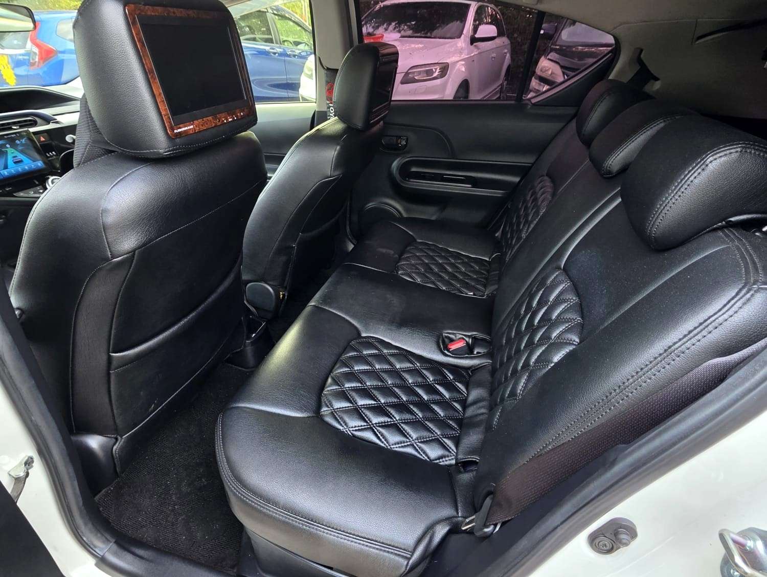 2016 TOYOTA AQUA 2016 TOYOTA AQUA