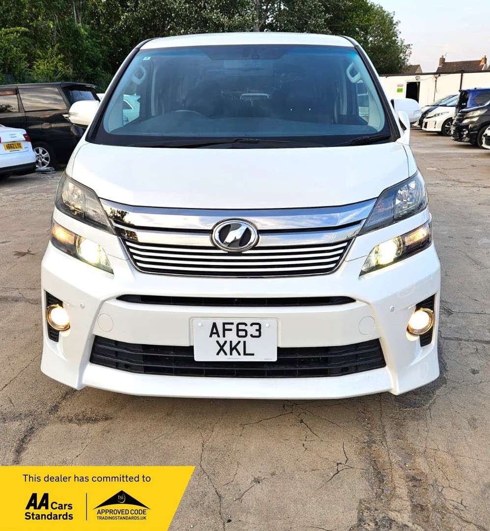 A 2014 TOYOTA VELLFIRE 3.5L-V6-GOLDEN EYES-UPGRADED CAR-ULEZ/CAZ PASS-FREE 42MONTHS GOLD WARRANTY & 12MONTHS AA BREAKDOWN COVER A 2014 TOYOTA VELLFIRE 3.5L-V6-GOLDEN EYES-UPGRADED CAR-ULEZ/CAZ PASS-FREE 42MONTHS GOLD WARRANTY & 12MONTHS AA BREAKDOWN COVER