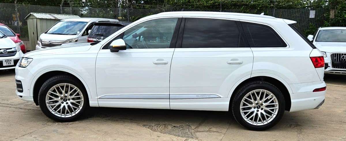 2016 AUDI Q7 2016 AUDI Q7