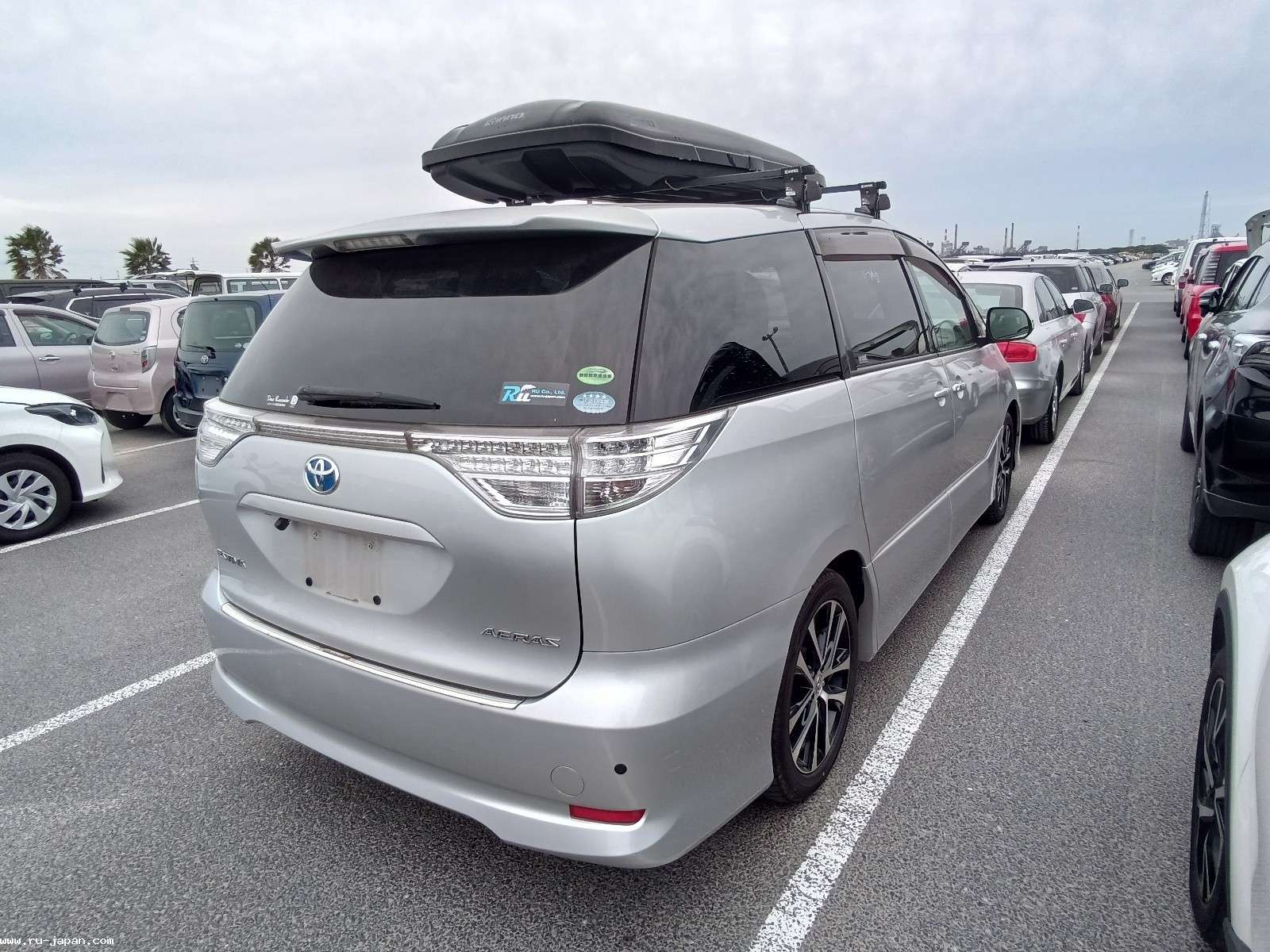 A 2013 TOYOTA ESTIMA 2.4L-PETROL-ULEZ/CAZ PASS-FREE 12MONTHS GOLD WARRANTY & 12MONTHS AA BREAKDOWN COVER A 2013 TOYOTA ESTIMA 2.4L-PETROL-ULEZ/CAZ PASS-FREE 12MONTHS GOLD WARRANTY & 12MONTHS AA BREAKDOWN COVER