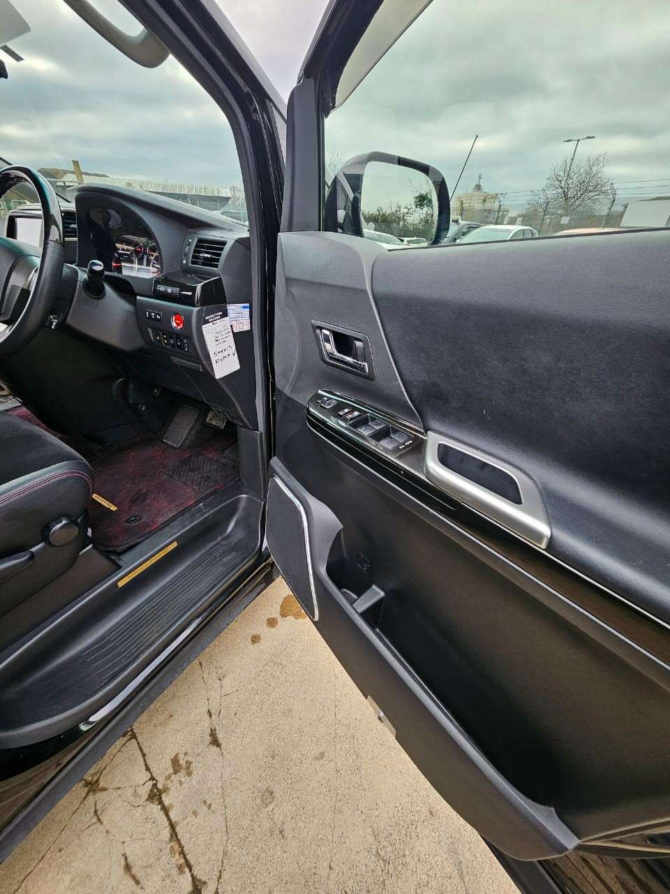 2013 TOYOTA VELLFIRE 2013 TOYOTA VELLFIRE