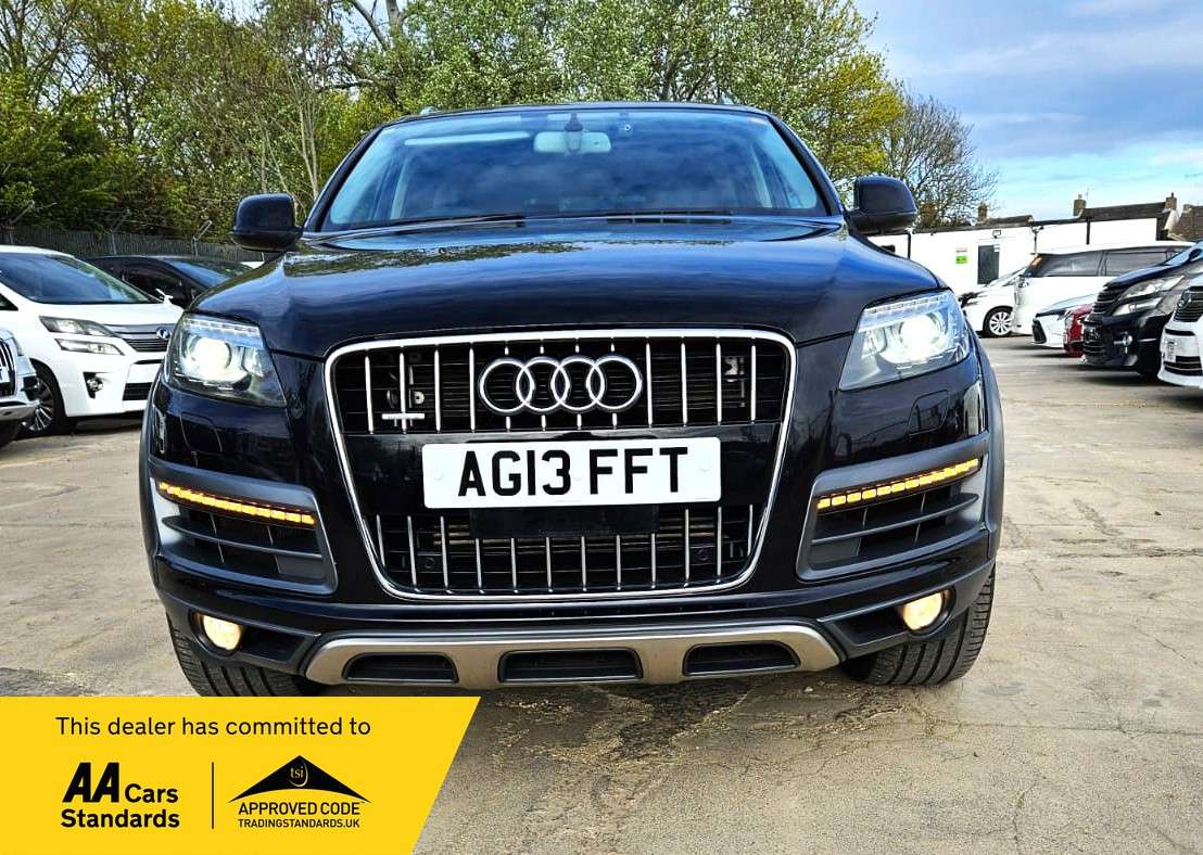 A 2012 AUDI Q7 3.0L TFSI- 7 SEATER-ULEZ/CAZ PASS-FREE 18MONTHS GOLD WARRANTY & 12MONTHS AA BREAKDOWN COVER A 2012 AUDI Q7 3.0L TFSI- 7 SEATER-ULEZ/CAZ PASS-FREE 18MONTHS GOLD WARRANTY & 12MONTHS AA BREAKDOWN COVER