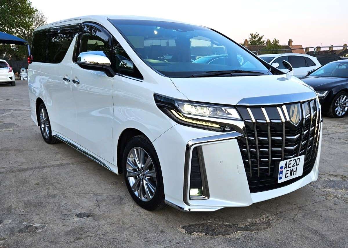 A 2020 TOYOTA ALPHARD 2.5L PETROL-S TYPE GOLD EDITION-ULEZ/CAZ PASS-FREE 42MONTHS GOLD WARRANTY & 12MONTHS AA BREAKDOWN COVER. A 2020 TOYOTA ALPHARD 2.5L PETROL-S TYPE GOLD EDITION-ULEZ/CAZ PASS-FREE 42MONTHS GOLD WARRANTY & 12MONTHS AA BREAKDOWN COVER.