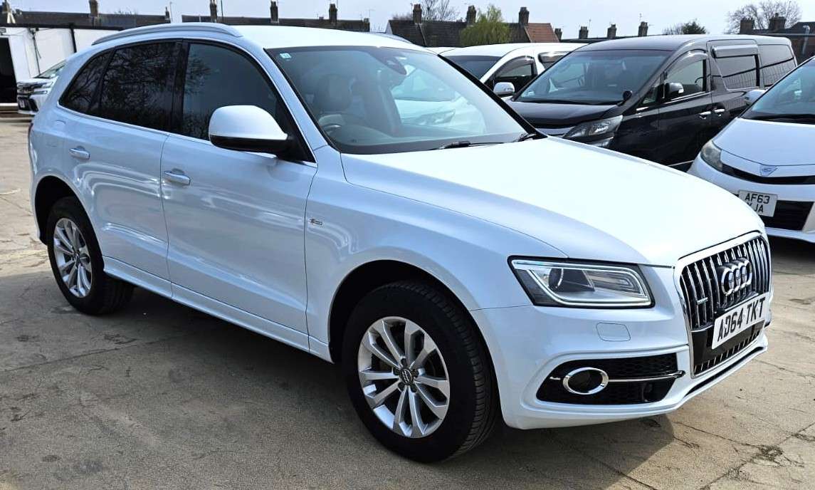 A 2014 AUDI Q5 2.0L TFSI QUATTRO- S LINE - ULEZ/CAZ PASS-FREE 18MONTHS GOLD WARRANTY & 12 MONTHS AA BREAKDOWN COVER. A 2014 AUDI Q5 2.0L TFSI QUATTRO- S LINE - ULEZ/CAZ PASS-FREE 18MONTHS GOLD WARRANTY & 12 MONTHS AA BREAKDOWN COVER.