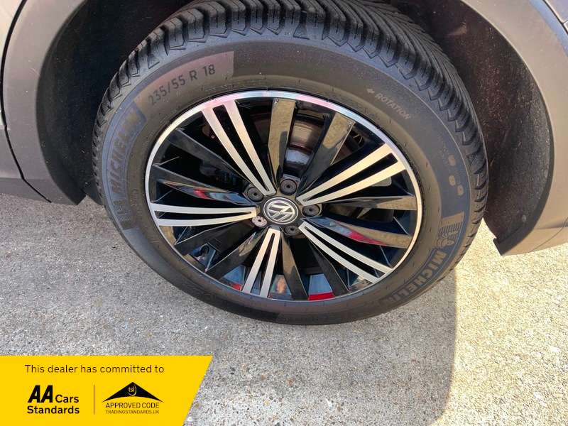 2018 VOLKSWAGEN TIGUAN 2018 VOLKSWAGEN TIGUAN