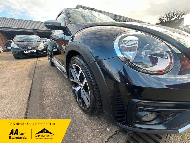 2018 VOLKSWAGEN BEETLE 2018 VOLKSWAGEN BEETLE