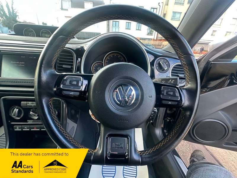 2018 VOLKSWAGEN BEETLE 2018 VOLKSWAGEN BEETLE