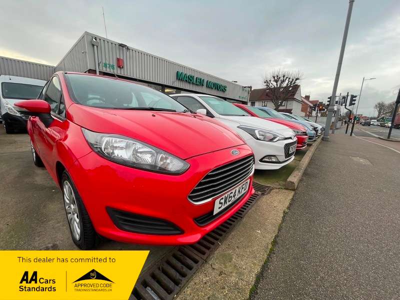 A 2015 FORD FIESTA STYLE A 2015 FORD FIESTA STYLE