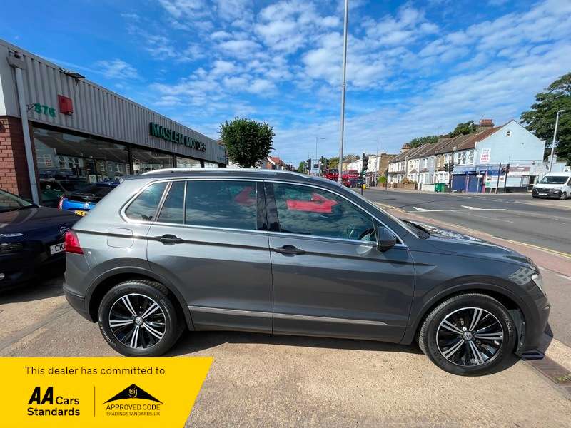 2018 VOLKSWAGEN TIGUAN 2018 VOLKSWAGEN TIGUAN