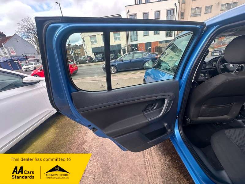 2013 SKODA FABIA 2013 SKODA FABIA