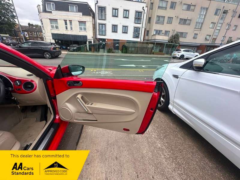 2015 VOLKSWAGEN BEETLE 2015 VOLKSWAGEN BEETLE