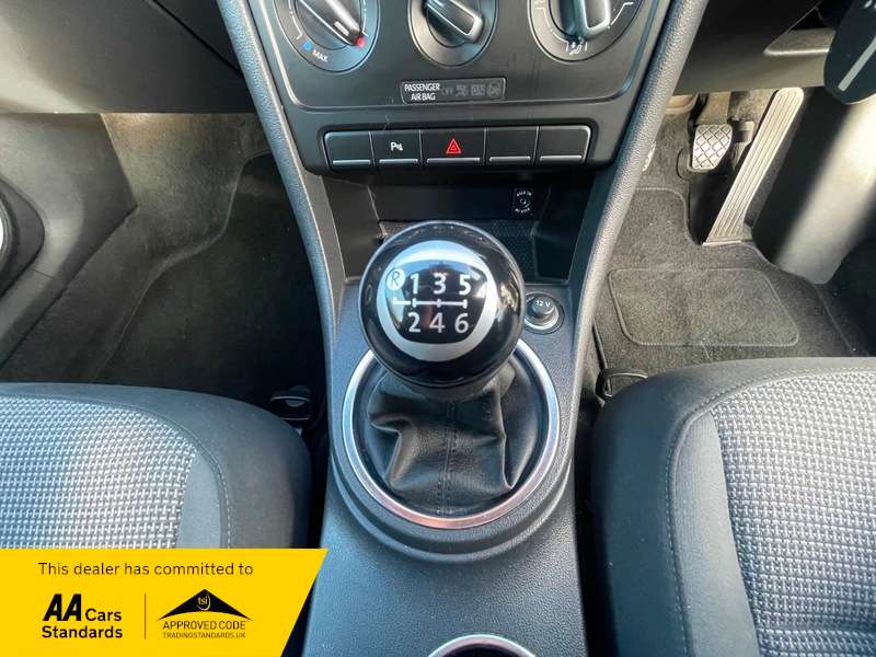 2012 VOLKSWAGEN BEETLE 2012 VOLKSWAGEN BEETLE