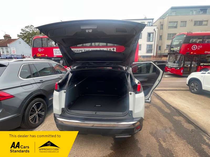 2018 PEUGEOT 3008 2018 PEUGEOT 3008